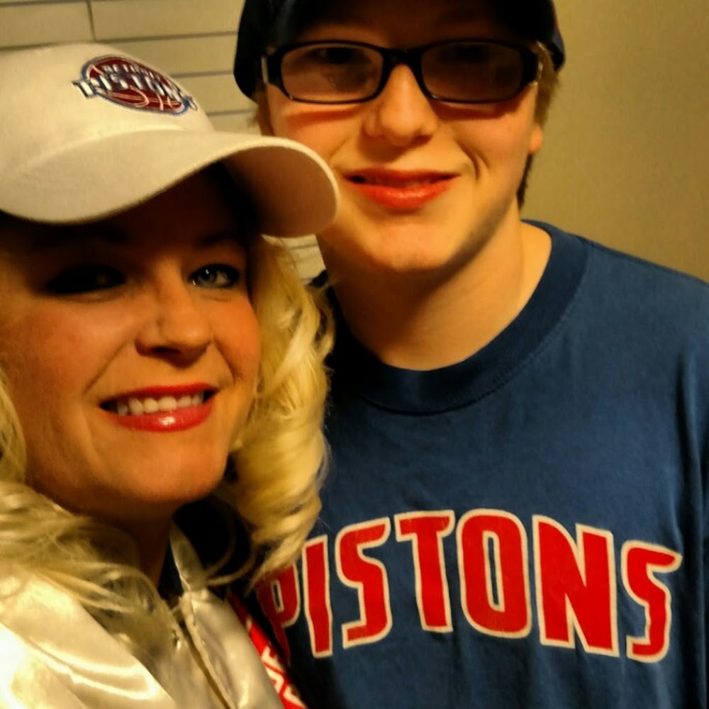 Meet your Posher, Julie